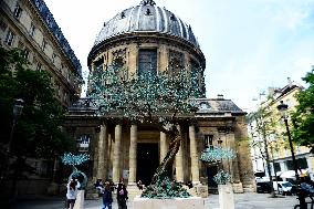 Vital Impulse - Andrea Roggi s Sculptures in Paris