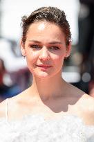 Sound Of Falling Red Carpet NG