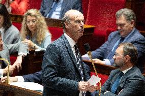 Questions to the government at the National Assembly - Paris RL