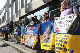 Rally in support of Ukrainian POWs at parliament in Kyiv