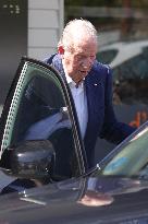 King Juan Carlos Leaves the Restaurant d'Berto - Spain