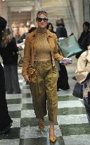 Michelle Hunziker Shopping - Milan