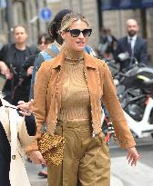 Michelle Hunziker Shopping - Milan