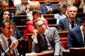 French Politics Address Questions At Senate - Paris