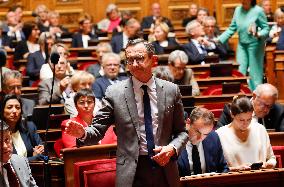 French Politics Address Questions At Senate - Paris