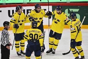 ICE HOCKEY WC LATVIA-SWEDEN