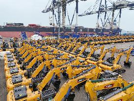 Chinese Excavators Export