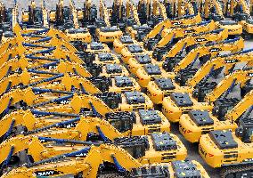 Chinese Excavators Export