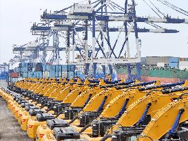 Chinese Excavators Export