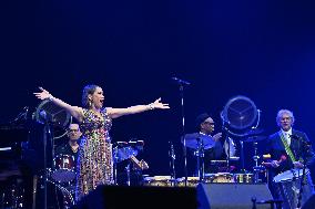 Pink Martini In Concert At The Accor Arena - Paris