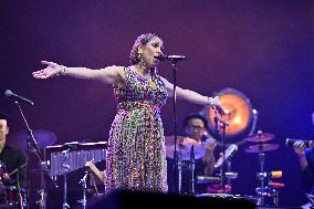 Pink Martini In Concert At The Accor Arena - Paris