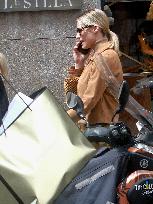 Michelle Hunziker Out - Milan