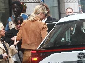 Michelle Hunziker Out - Milan