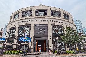 Starbucks Reserve Roastery in Shanghai