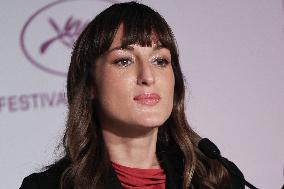 Cannes - Partir Un Jour - Leave One Day - Press Conference