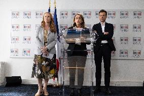 Committee of Inquiry into prevention of violence in schools gives a press conference - Paris RL