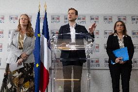 Committee of Inquiry into prevention of violence in schools gives a press conference - Paris RL
