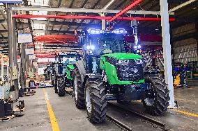 Chinese Agricultural Machinery Tractors Export To Russia
