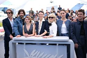 Cannes Qui Brille Au Combat Photocall AM