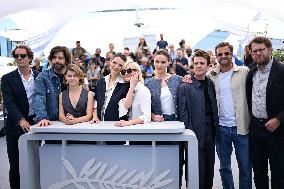 Cannes Qui Brille Au Combat Photocall AM