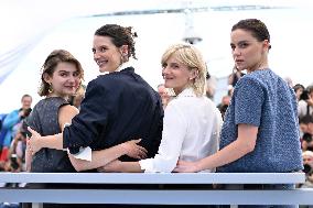 Cannes Qui Brille Au Combat Photocall AM