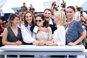 Cannes Qui Brille Au Combat Photocall AM