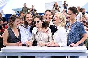 Cannes Qui Brille Au Combat Photocall AM