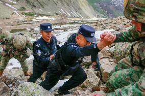 Border Patrol in Altay