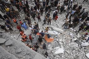 At Least 65 Palestinians Killed in Israeli Air Strikes - Gaza