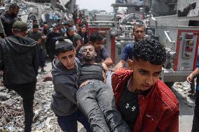 At Least 65 Palestinians Killed in Israeli Air Strikes - Gaza