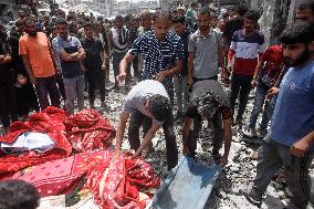 At Least 65 Palestinians Killed in Israeli Air Strikes - Gaza
