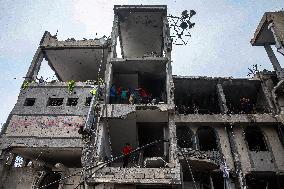 At Least 65 Palestinians Killed in Israeli Air Strikes - Gaza