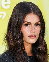 Overcompensating Premiere - LA