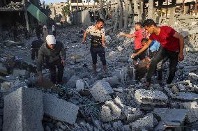 At Least 65 Palestinians Killed in Israeli Air Strikes - Gaza