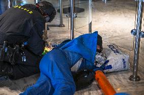 Protesters Occupy Maersk HQ - Rotterdam