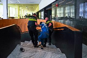 Protesters Occupy Maersk HQ - Rotterdam