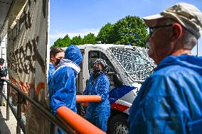 Protesters Occupy Maersk HQ - Rotterdam