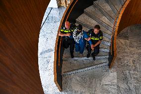 Protesters Occupy Maersk HQ - Rotterdam
