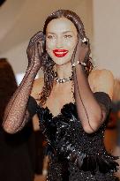 Cannes Irina Shayk is going out Hotel Martinez MP