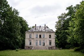 Karl Lagerfeld's house - Louveciennes AJ