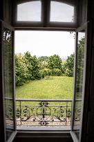 Karl Lagerfeld's house - Louveciennes AJ