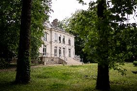 Karl Lagerfeld's house - Louveciennes AJ