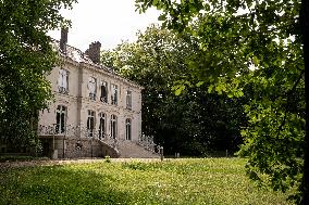 Karl Lagerfeld's house - Louveciennes AJ