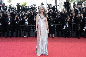 Cannes - Dossier 137 Red Carpet DN