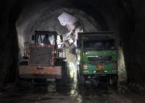 Rujin-Meizhou Railway Construction in Ganzhou