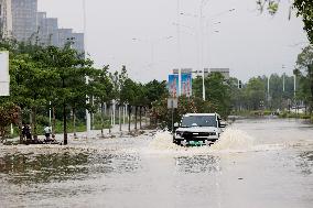 Rainstorm Red Alert in Liuzhou