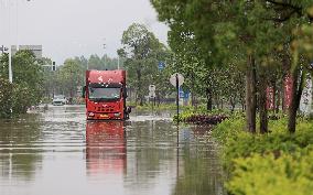Rainstorm Red Alert in Liuzhou