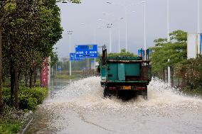 Rainstorm Red Alert in Liuzhou