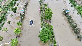 Rainstorm Red Alert in Liuzhou