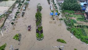 Rainstorm Red Alert in Liuzhou